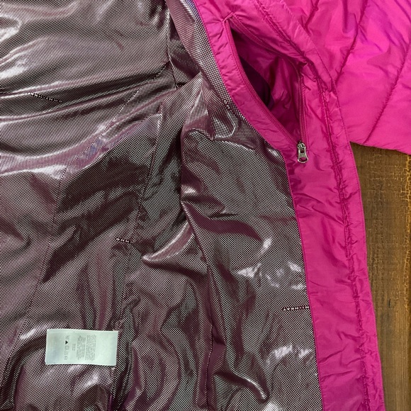 Lightweight Columbia zip up puffer jacket - Picture 7 of 11